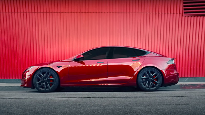 Tesla-nouvelle-couleur-Ultra-Red