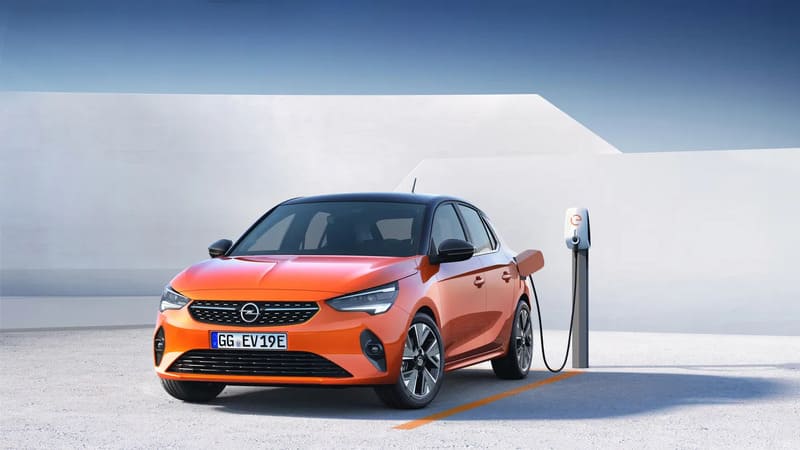 Voiture électrique français Opel Corsa-e de la marque Stellantis