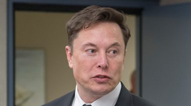 Elon-Musk-Quitte-Tesla