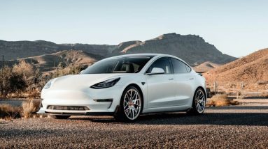 Production à grande échelle des véhicules Tesla