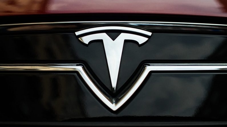 entretien voiture Tesla